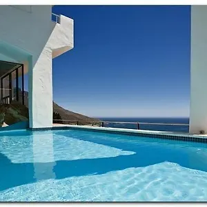 4* Guest house Bayview Penthouses